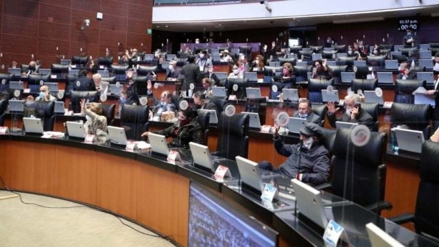 Aprobación Polémica: Senado Mexicano Da Luz Verde a la Reforma del Sistema de Pensiones